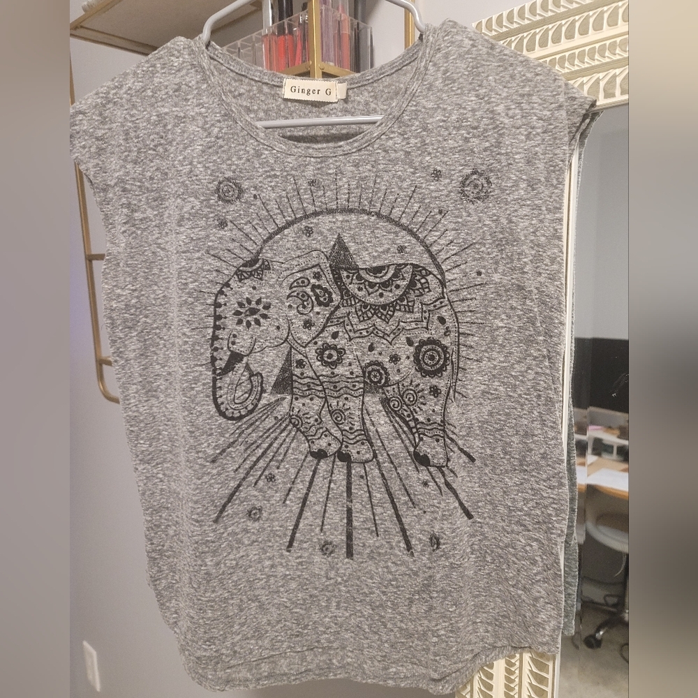 Gray Graphic Elephant T-Shirt